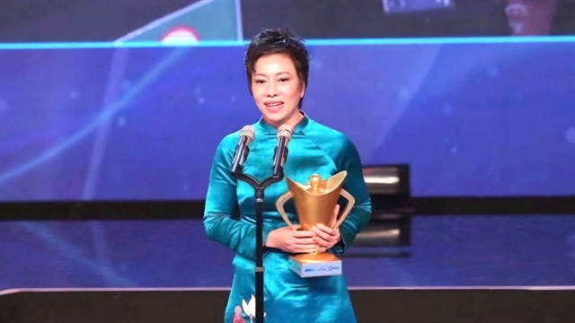 加尔蒂埃涉嫌种族歧视被尼斯警方拘留父子关系引发热议